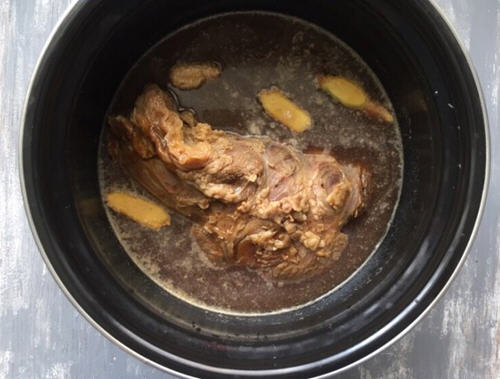 电饭煲五香卤牛肉3 电饭煲五香卤牛肉3