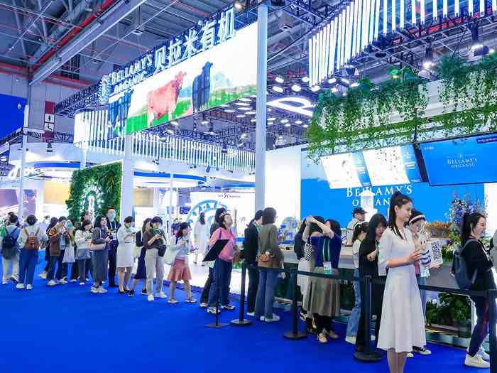 图9:贝拉米展台现场.jpg 图9:贝拉米展台现场.jpg