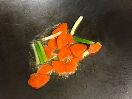 虾仁炒西兰花胡萝卜3 虾仁炒西兰花胡萝卜3